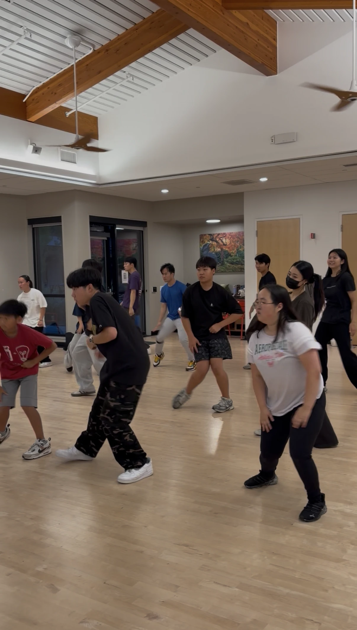 Group dancing action